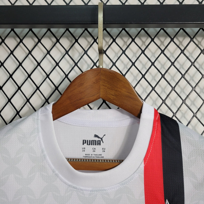 KIT INFANTIL MILAN FORA 23/24