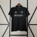 MANCHESTER UNITED EDIÇÃO LIMITADA BALMAIN PARIS PRETO 24/25 MASCULINO