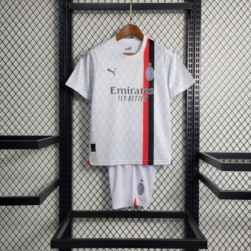 KIT INFANTIL MILAN FORA 23/24